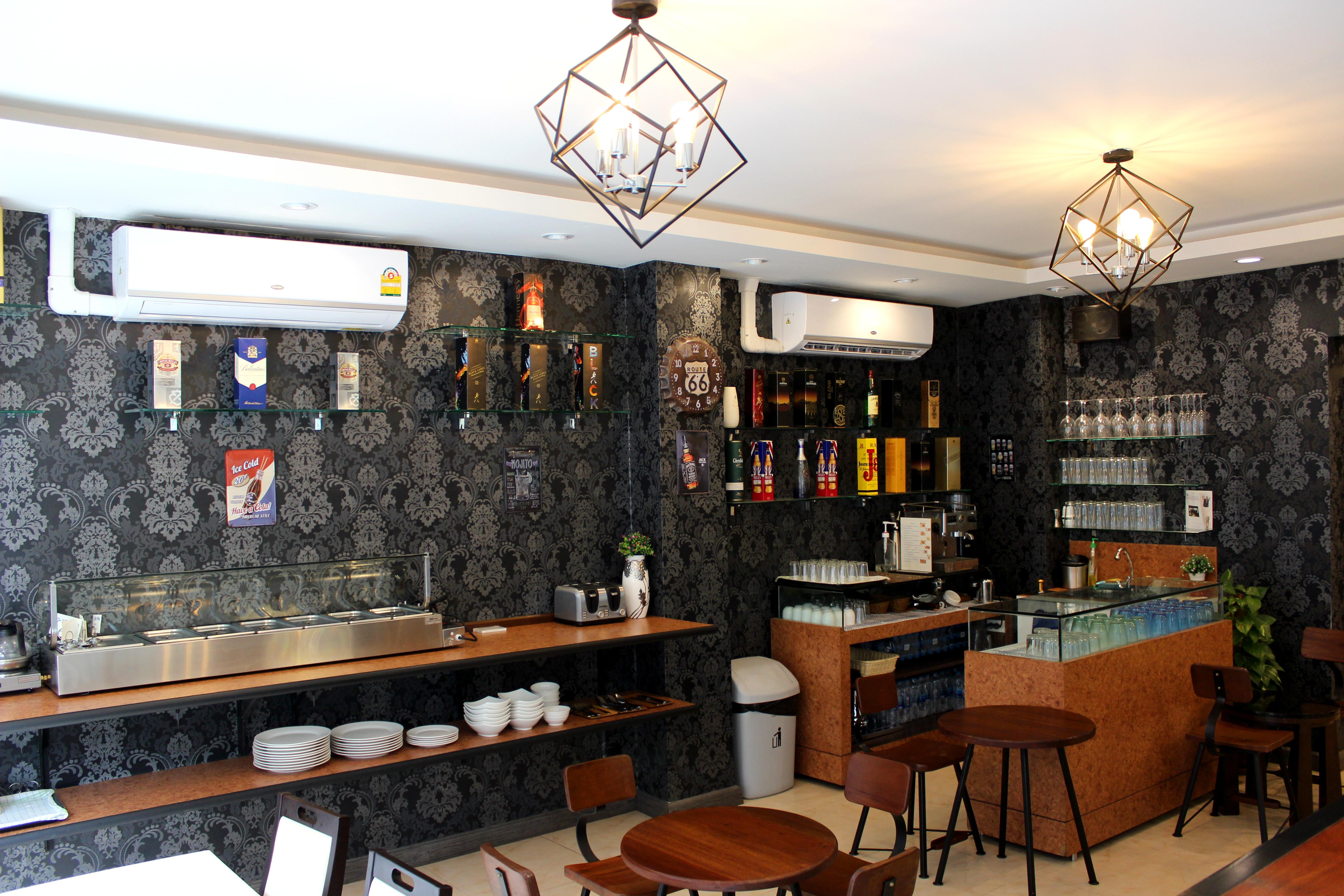 V One Pride-sukhumvit 22, Khách sạn